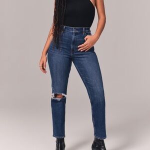 Abercrombie distressed high waisted ankle cropped jean. Curve Love series.